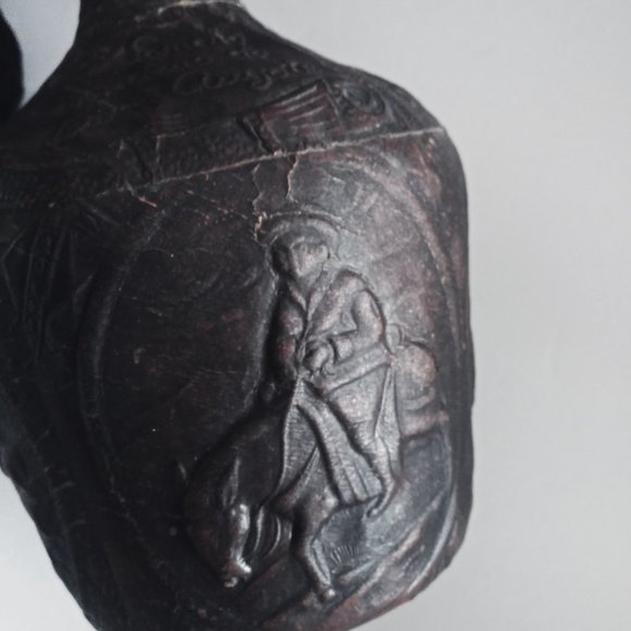 Don Quixote Leather Bottle Embossed Sancho - Picture 5 of 12